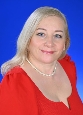 Воспитатель Вихарева Ирина Анатольевна Воспитатель Вихарева Ирина Анатольевна